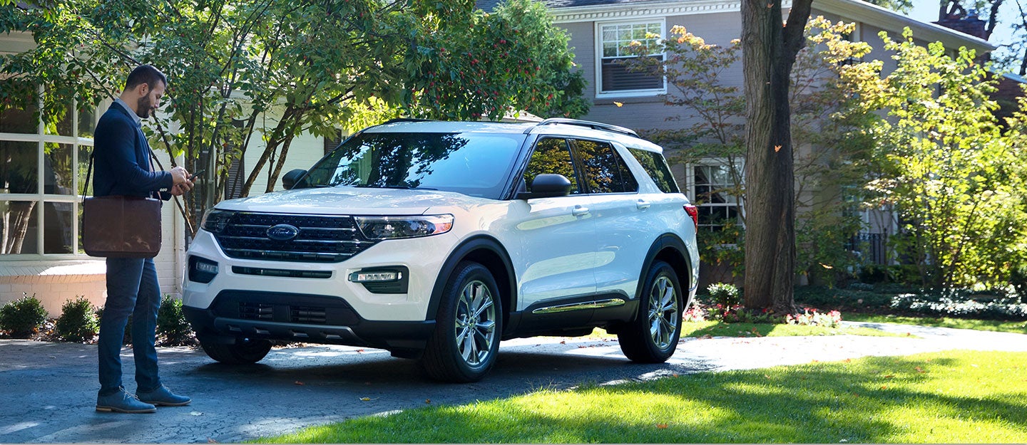 Crown Ford Inc in Lynbrook NY