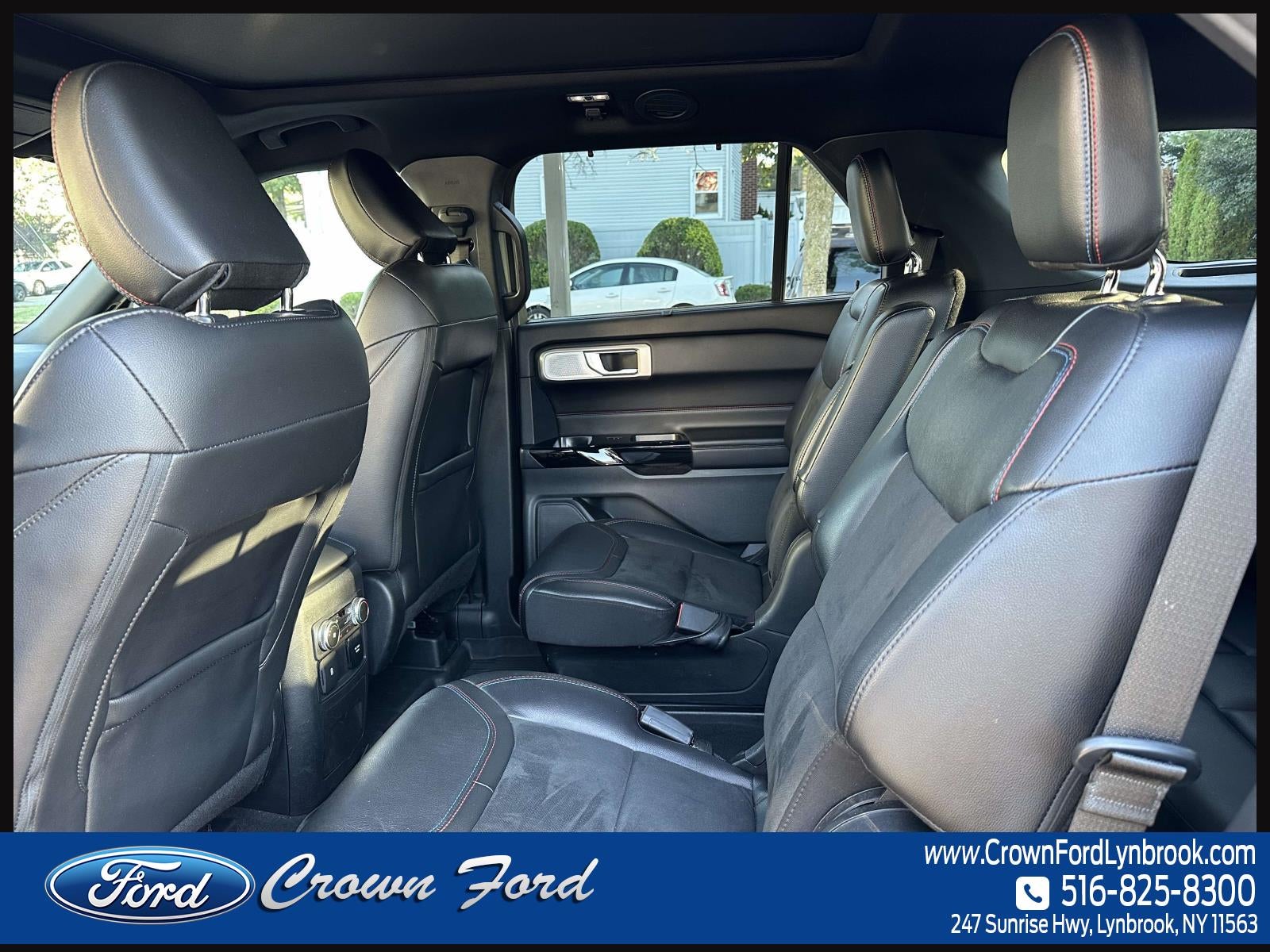 2022 Ford Explorer ST 4WD