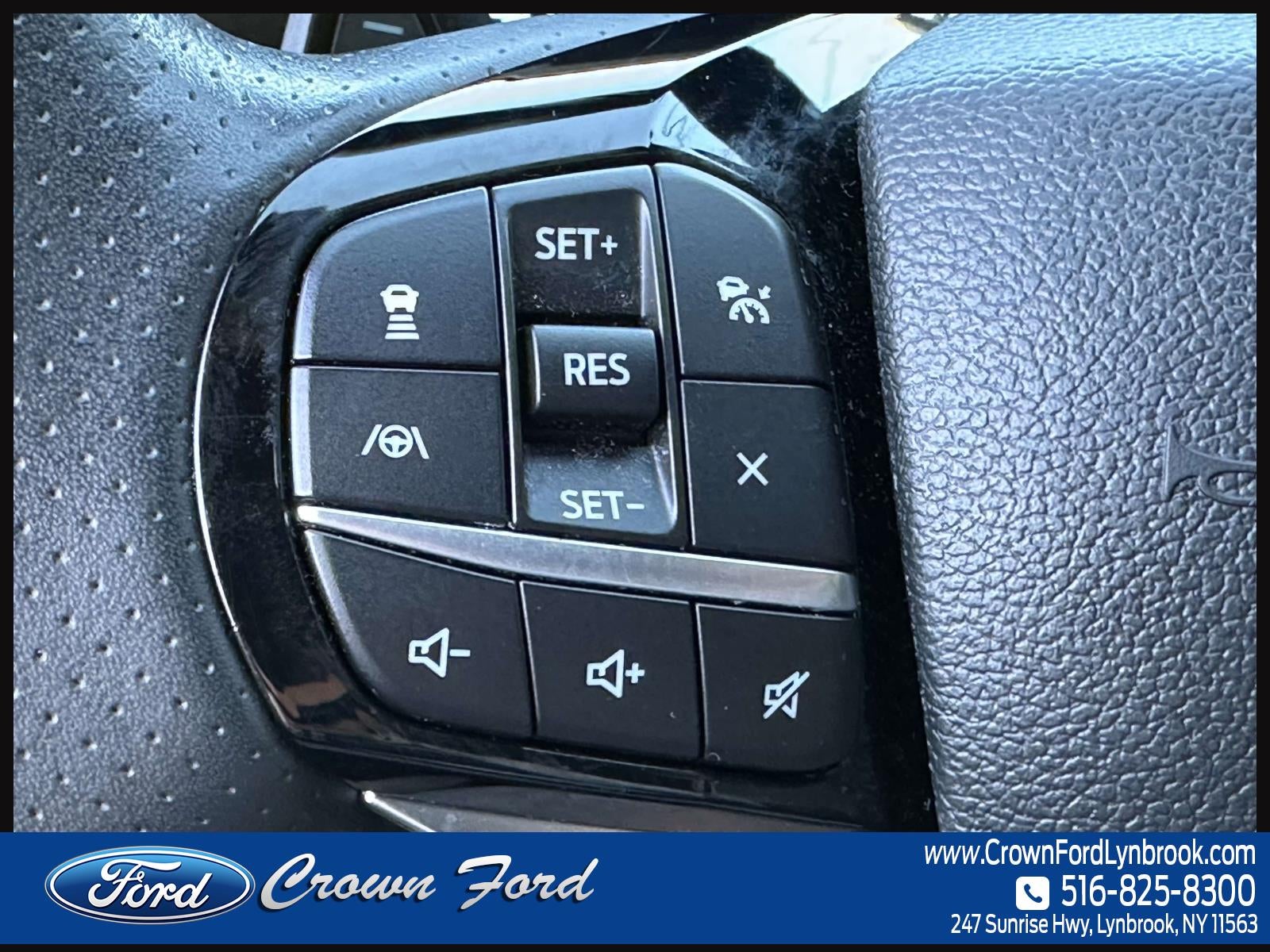 2022 Ford Explorer ST 4WD