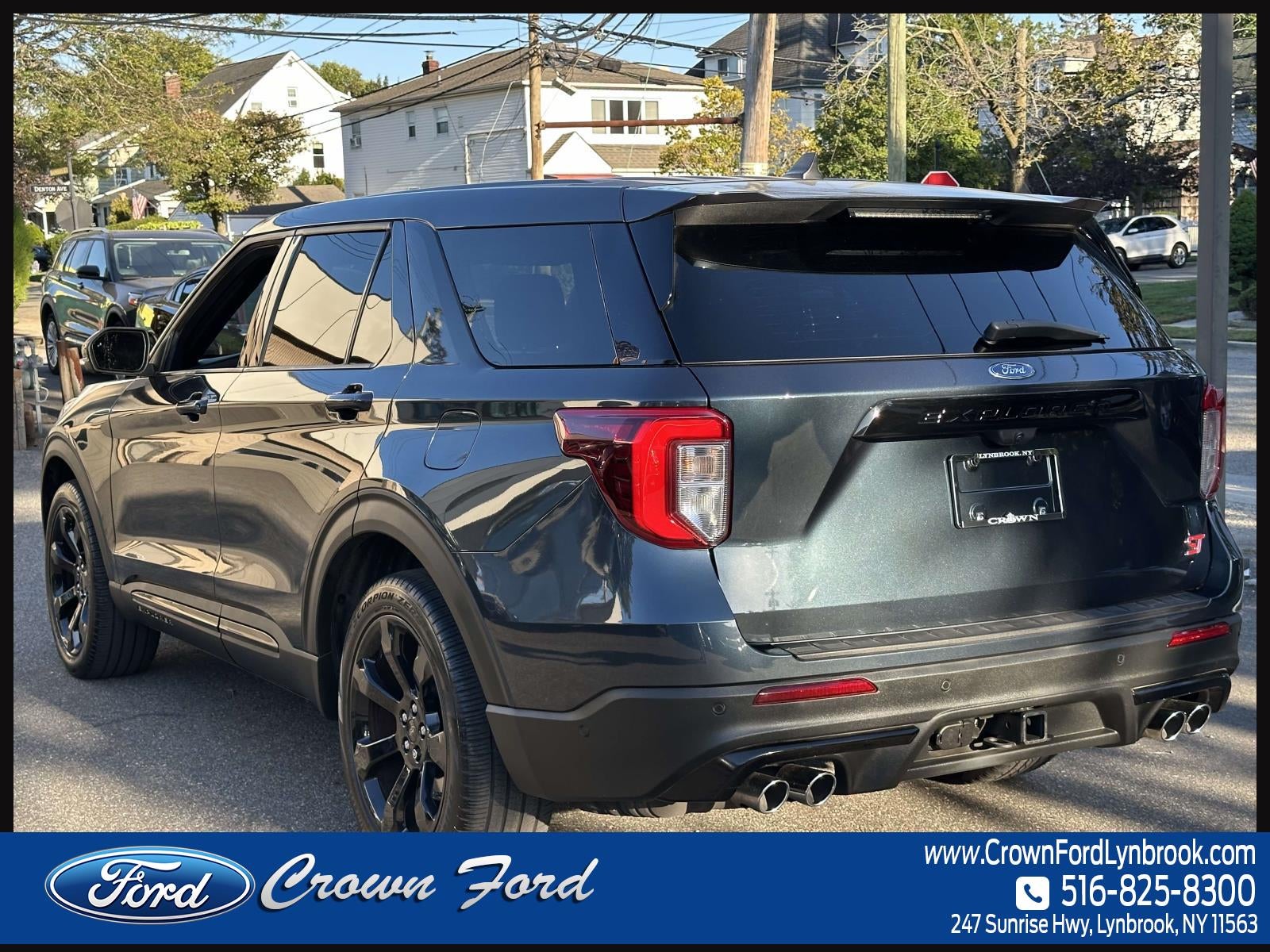 2022 Ford Explorer ST 4WD