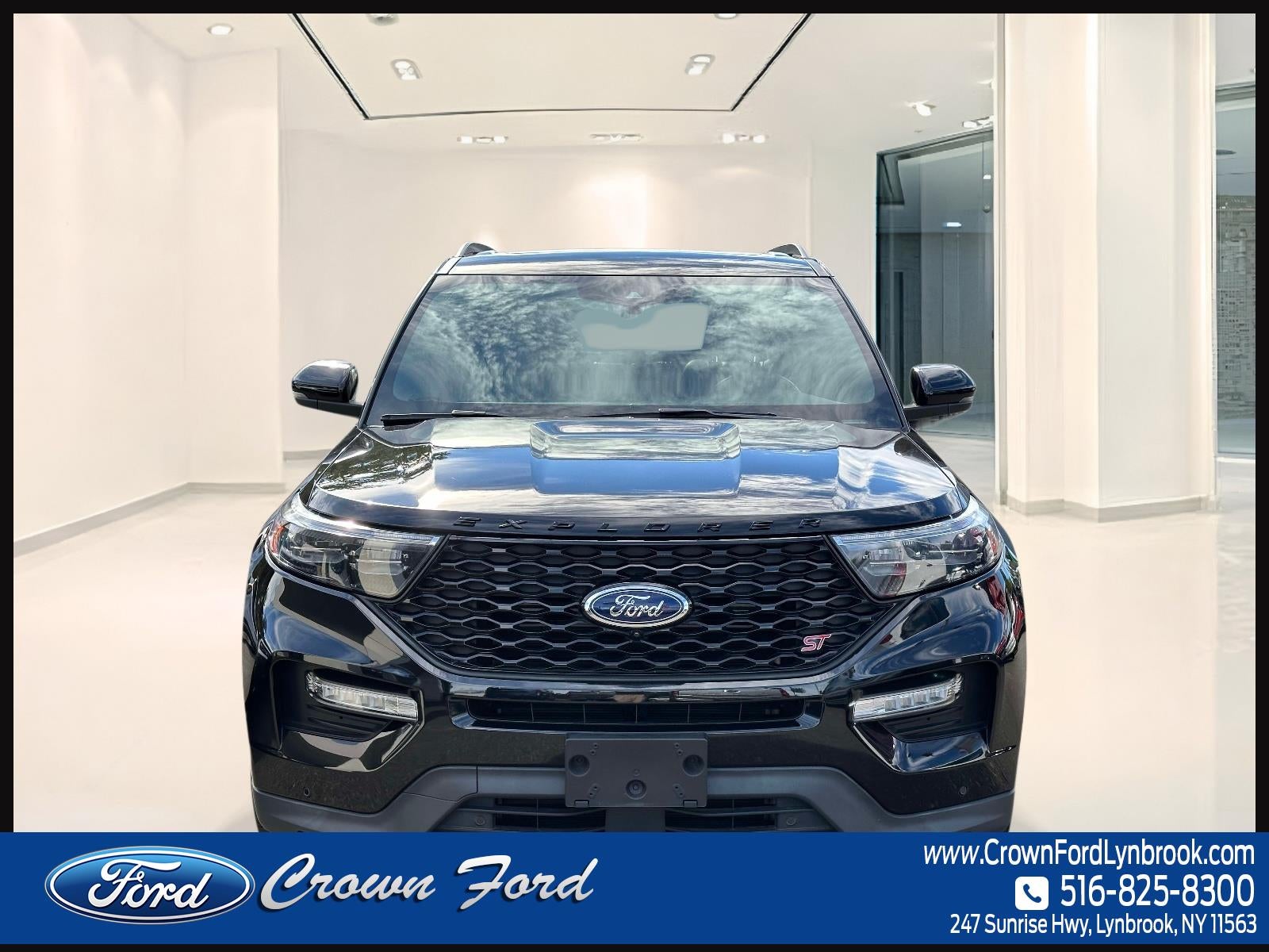 2023 Ford Explorer ST 4WD