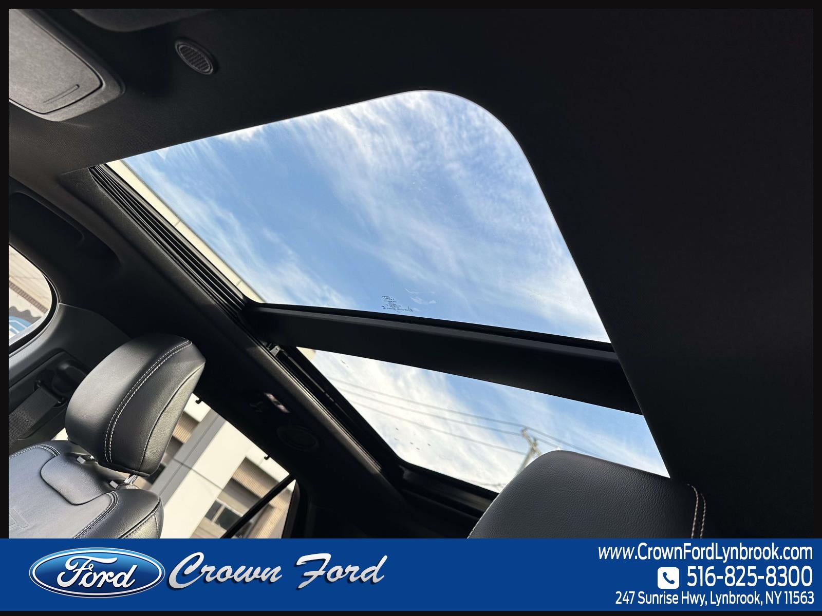 2023 Ford Explorer ST 4WD