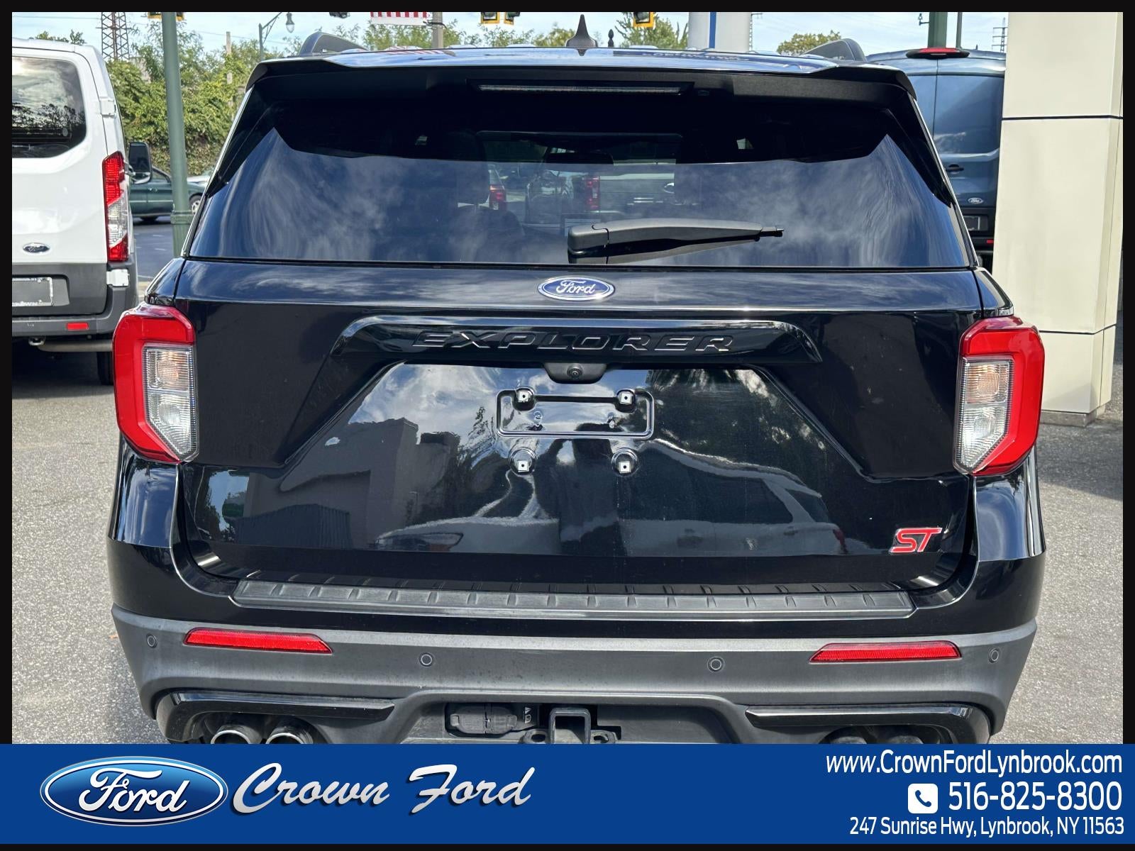 2023 Ford Explorer ST 4WD