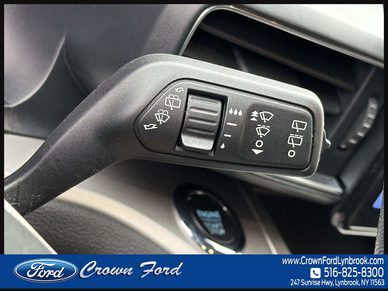 2022 Ford Explorer XLT 4WD