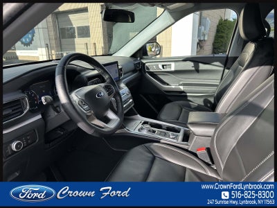 2023 Ford Explorer XLT 4WD