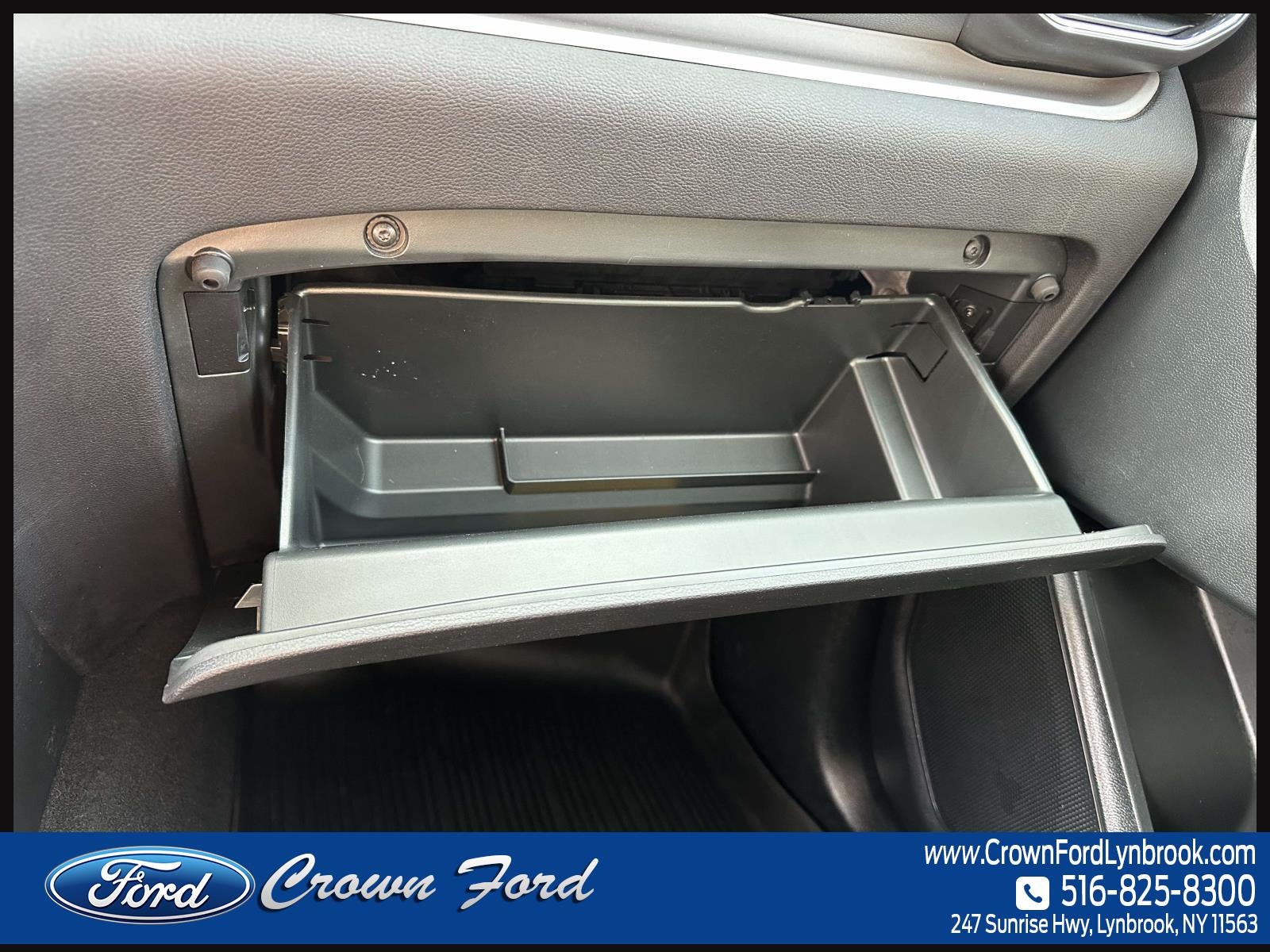 2023 Ford Explorer XLT 4WD