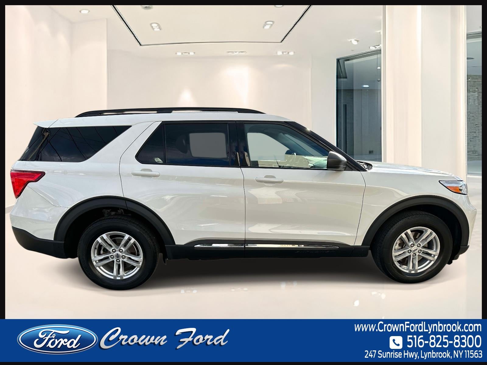 2023 Ford Explorer XLT 4WD