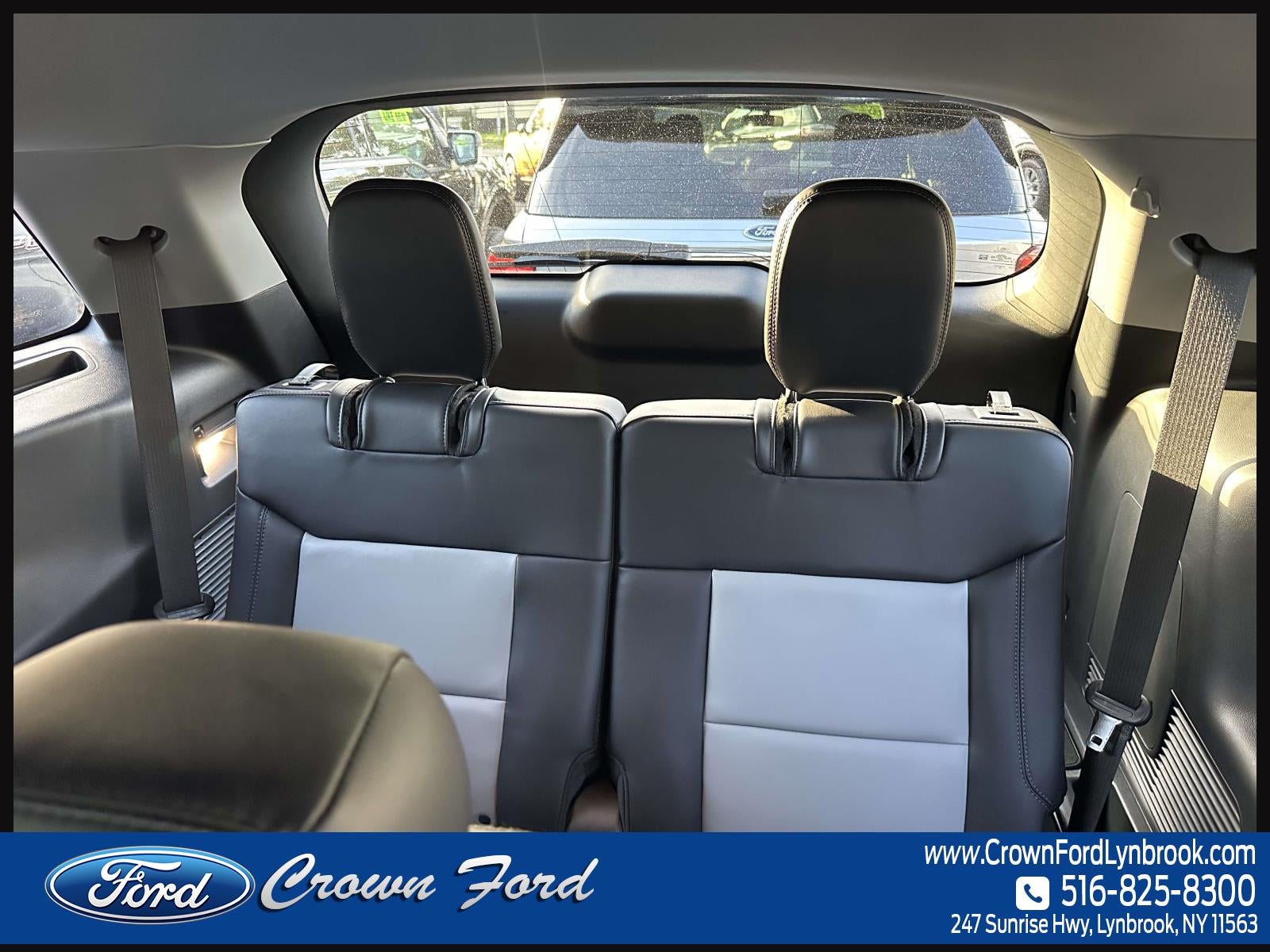 2023 Ford Explorer XLT 4WD
