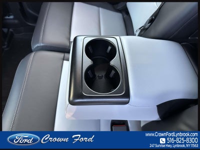 2023 Ford Explorer XLT 4WD