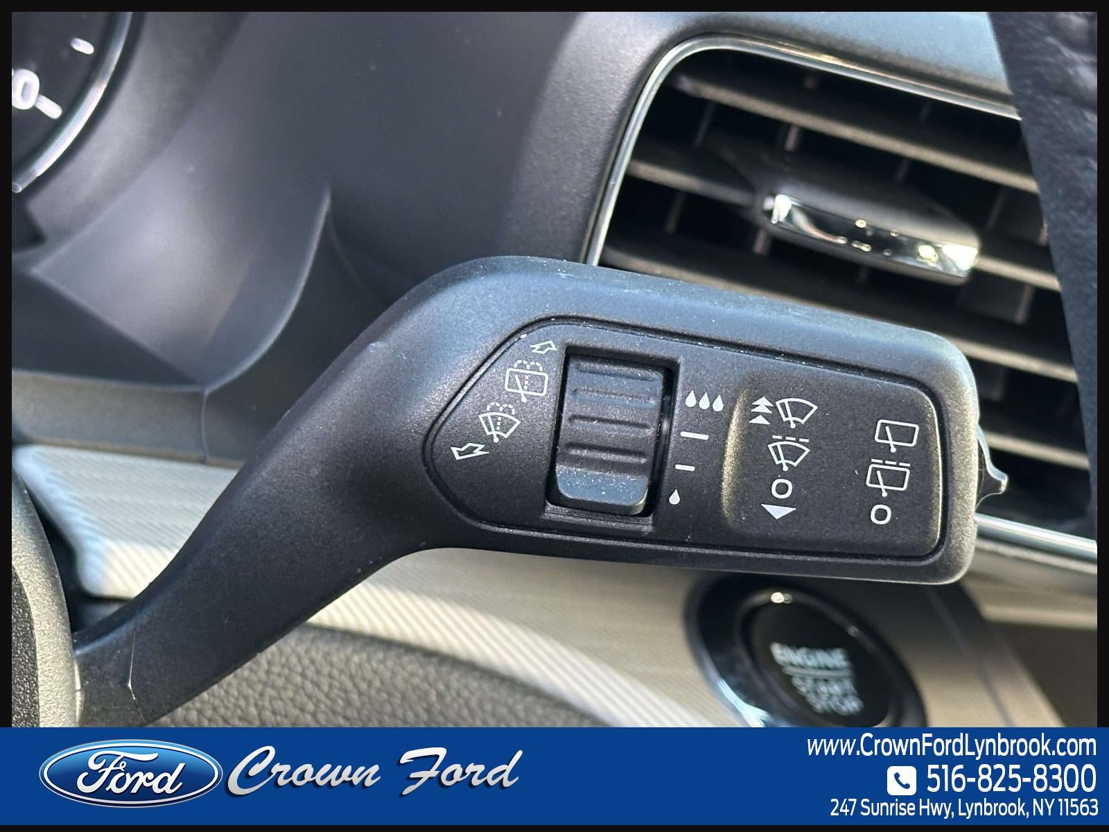 2023 Ford Explorer XLT 4WD