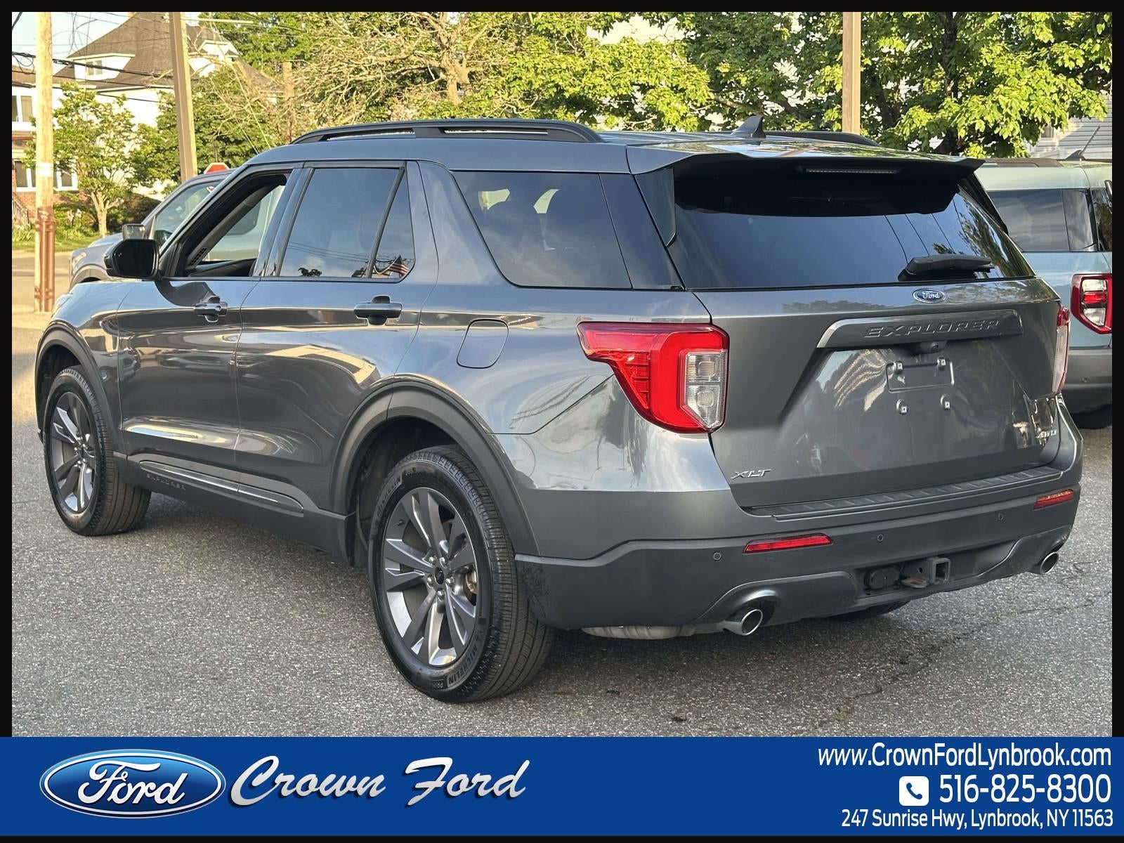 2023 Ford Explorer XLT 4WD