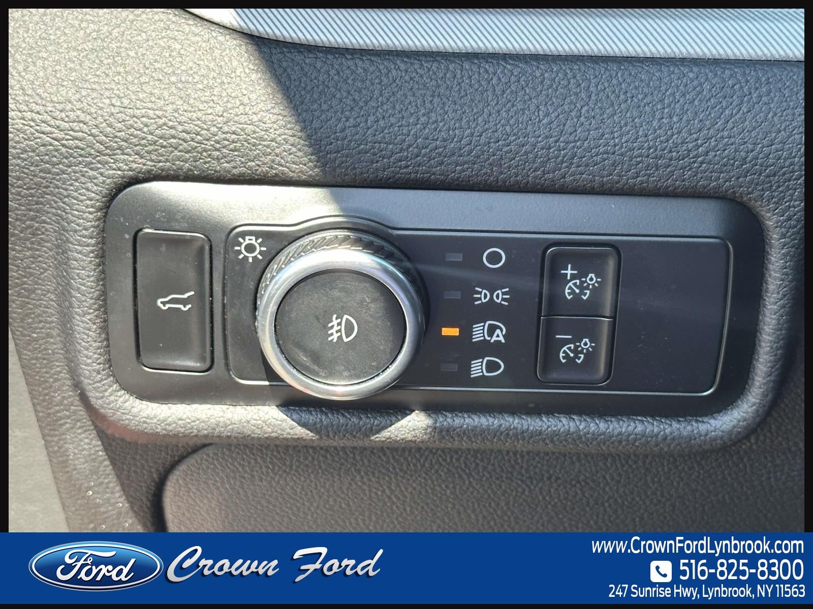 2023 Ford Explorer XLT 4WD