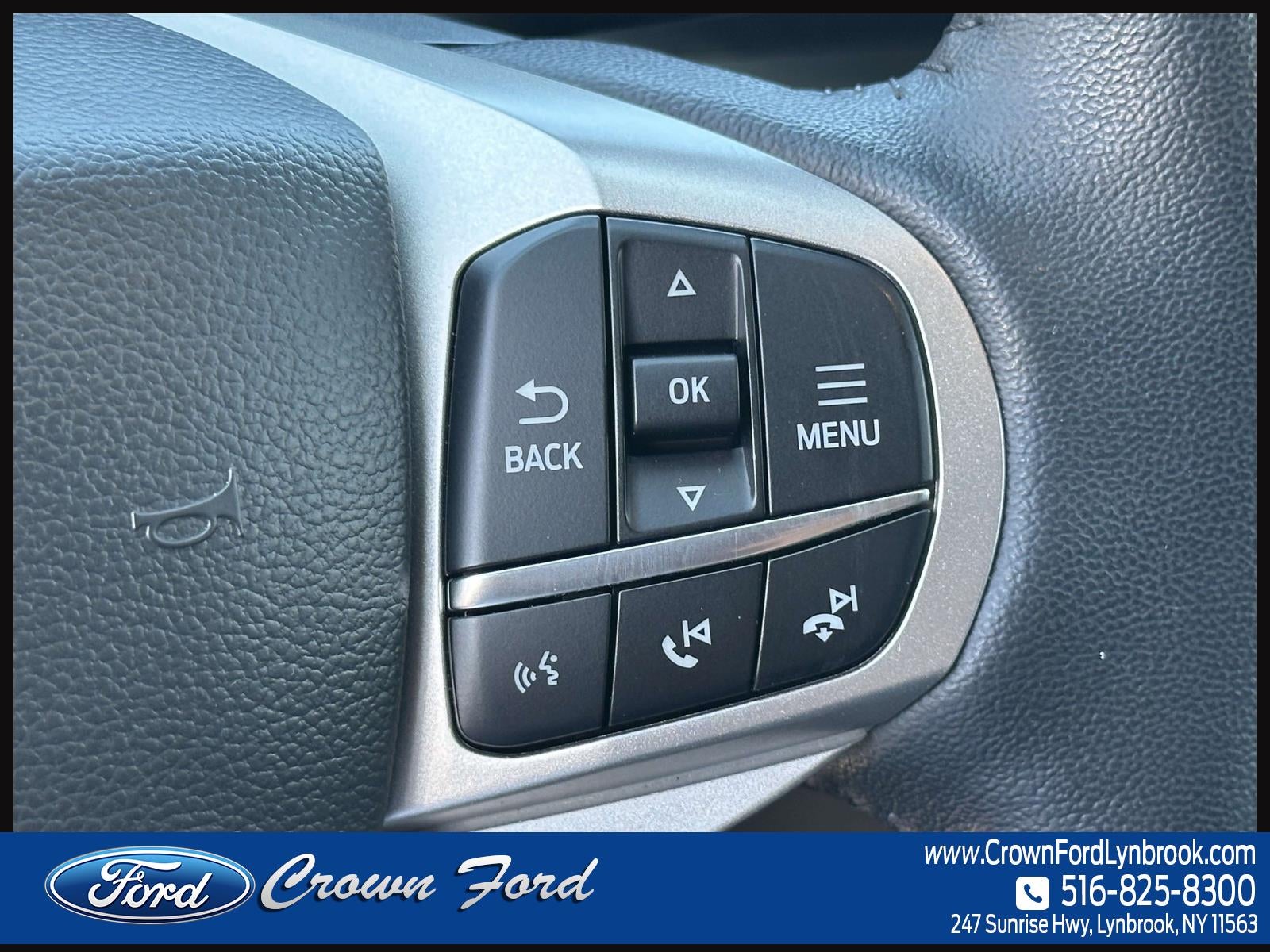 2023 Ford Explorer XLT 4WD