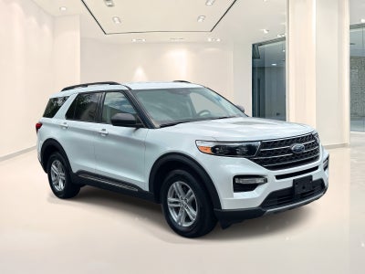 2023 Ford Explorer XLT 4WD