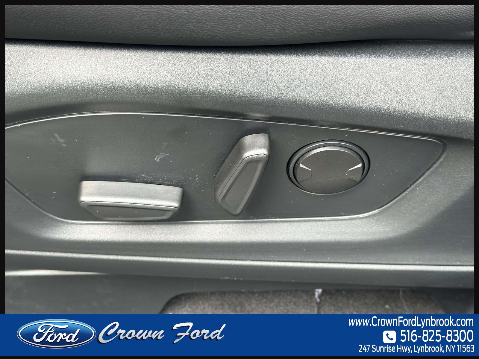 2023 Ford Explorer XLT 4WD