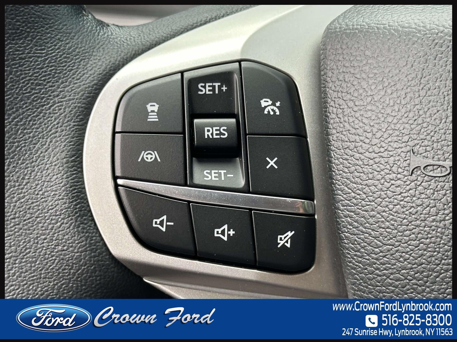 2023 Ford Explorer XLT 4WD