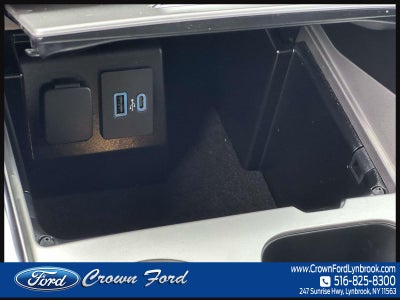 2023 Ford Explorer XLT 4WD