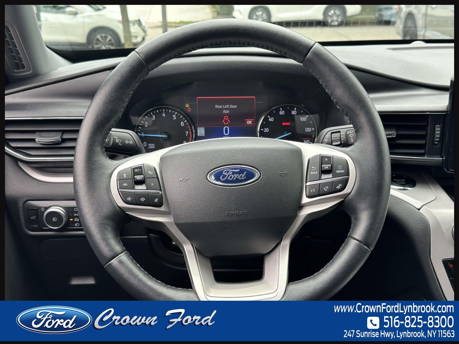 2023 Ford Explorer XLT 4WD