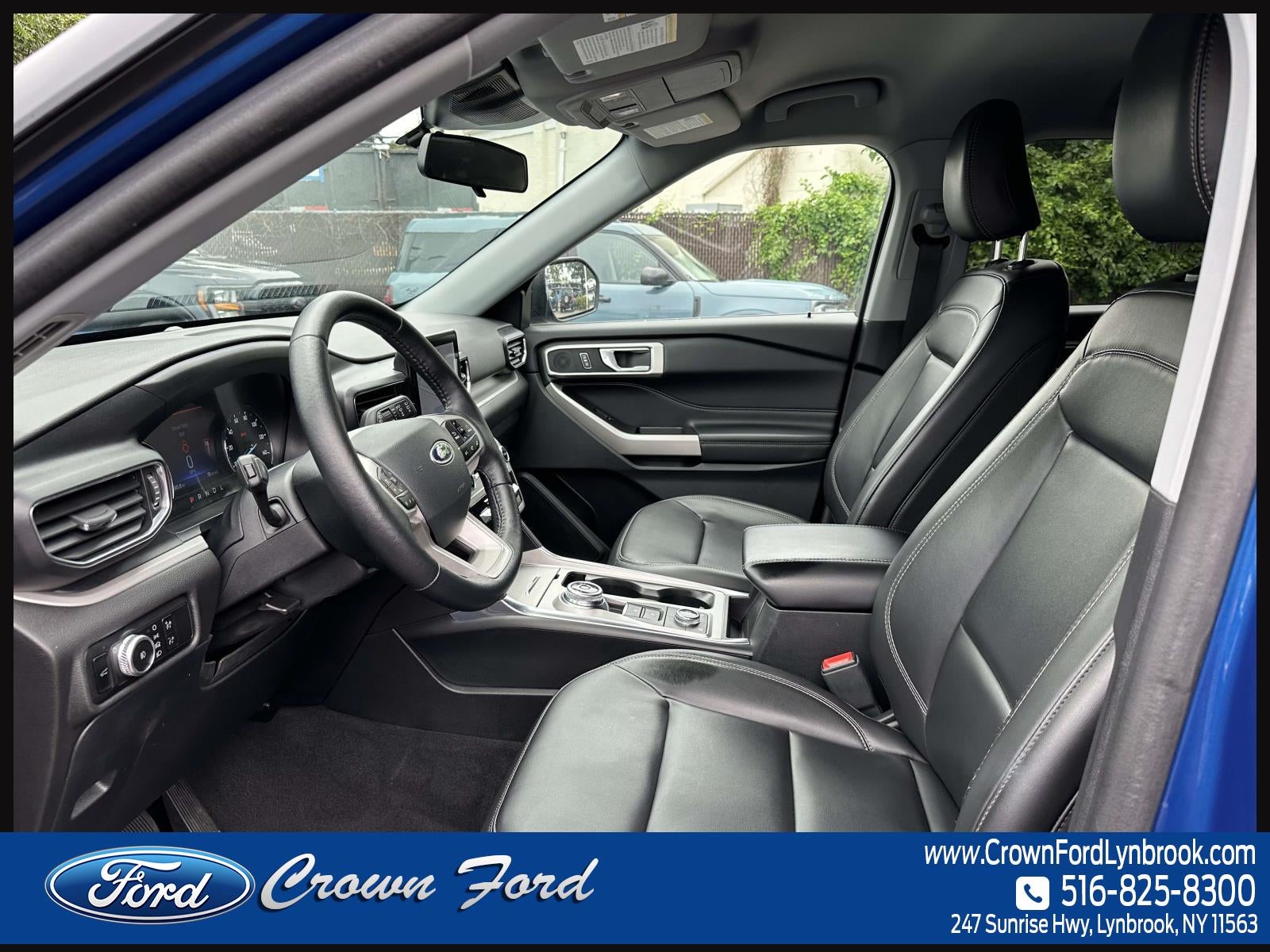 2023 Ford Explorer XLT 4WD