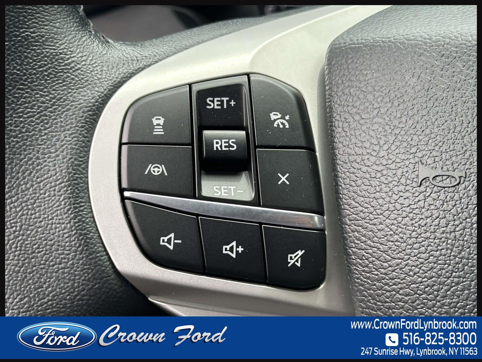 2023 Ford Explorer XLT 4WD
