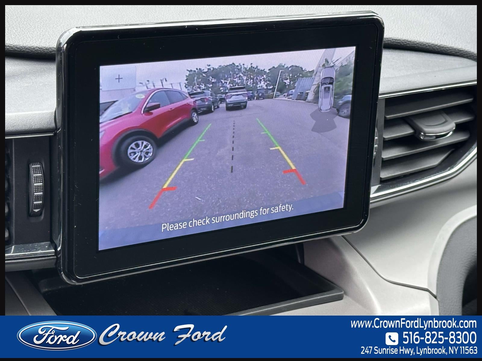 2023 Ford Explorer XLT 4WD