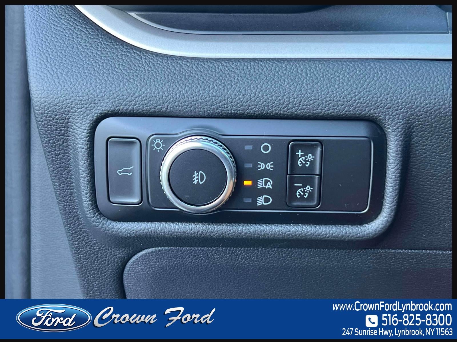 2023 Ford Explorer XLT 4WD