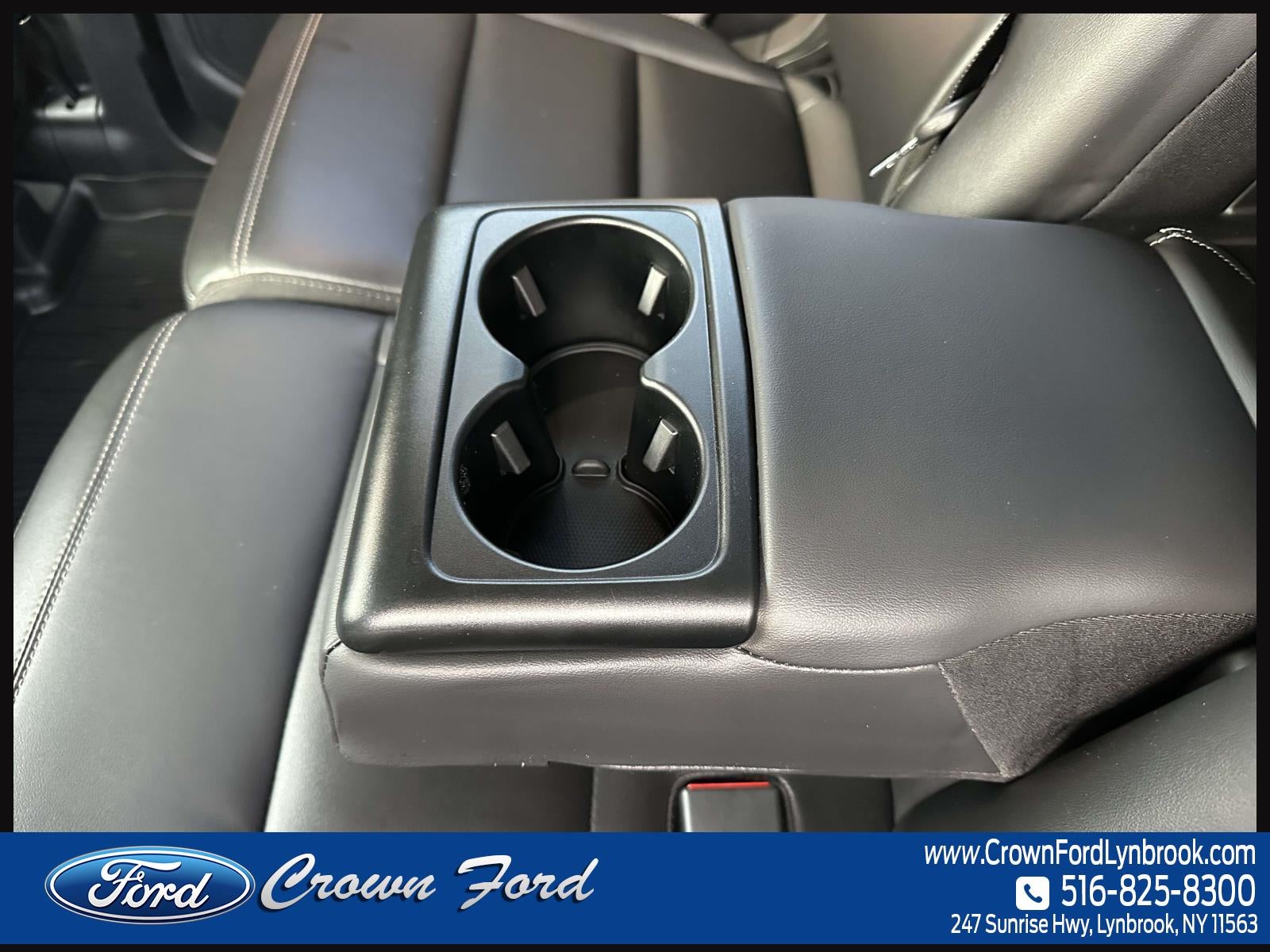 2022 Ford Explorer XLT 4WD