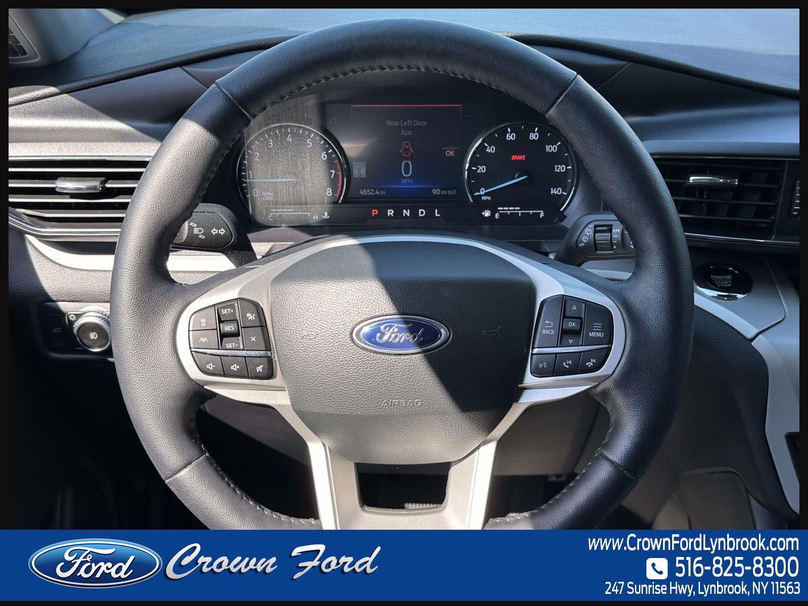 2023 Ford Explorer XLT 4WD
