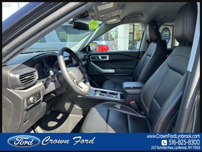 2023 Ford Explorer XLT 4WD