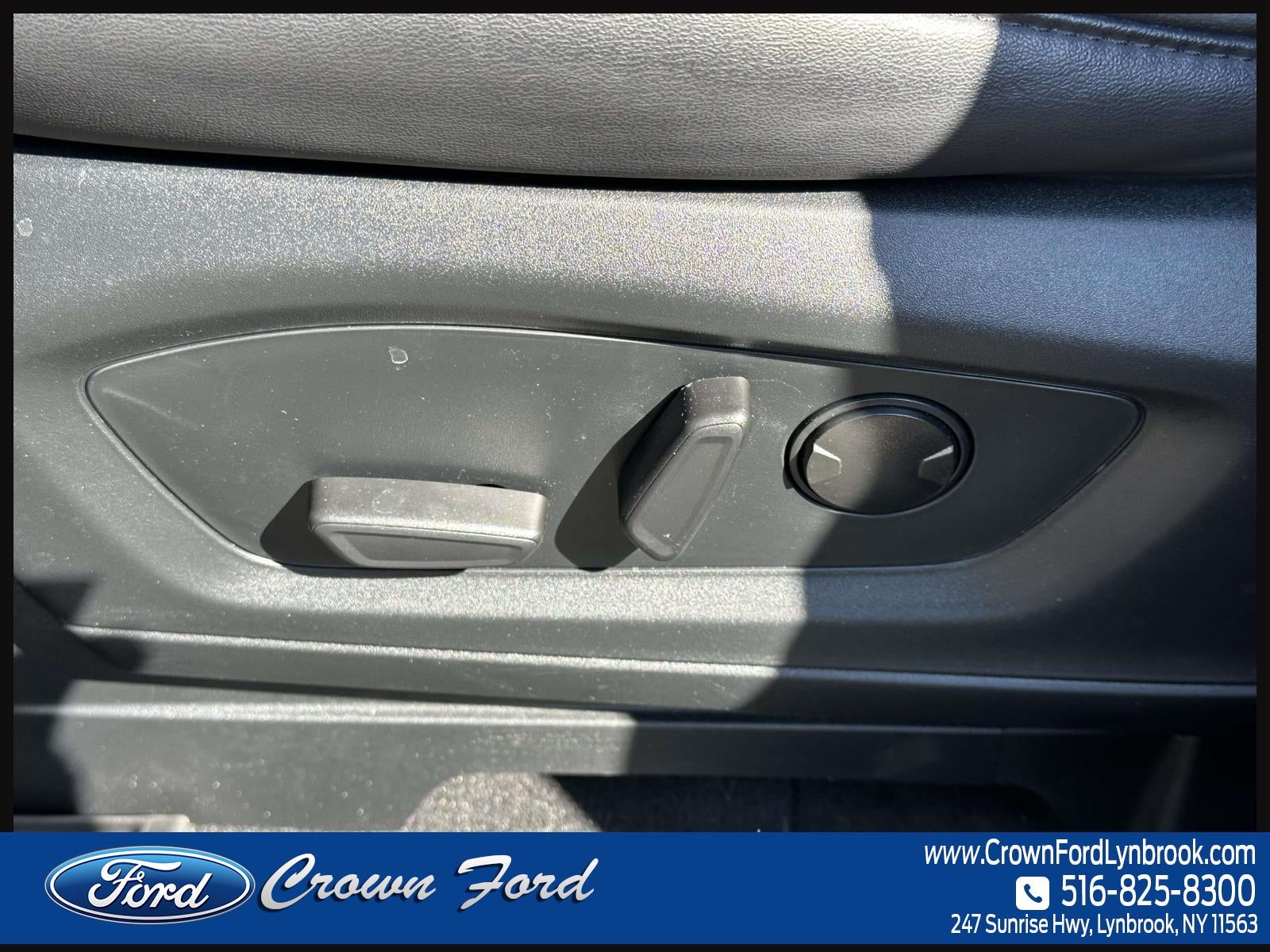 2023 Ford Explorer XLT 4WD