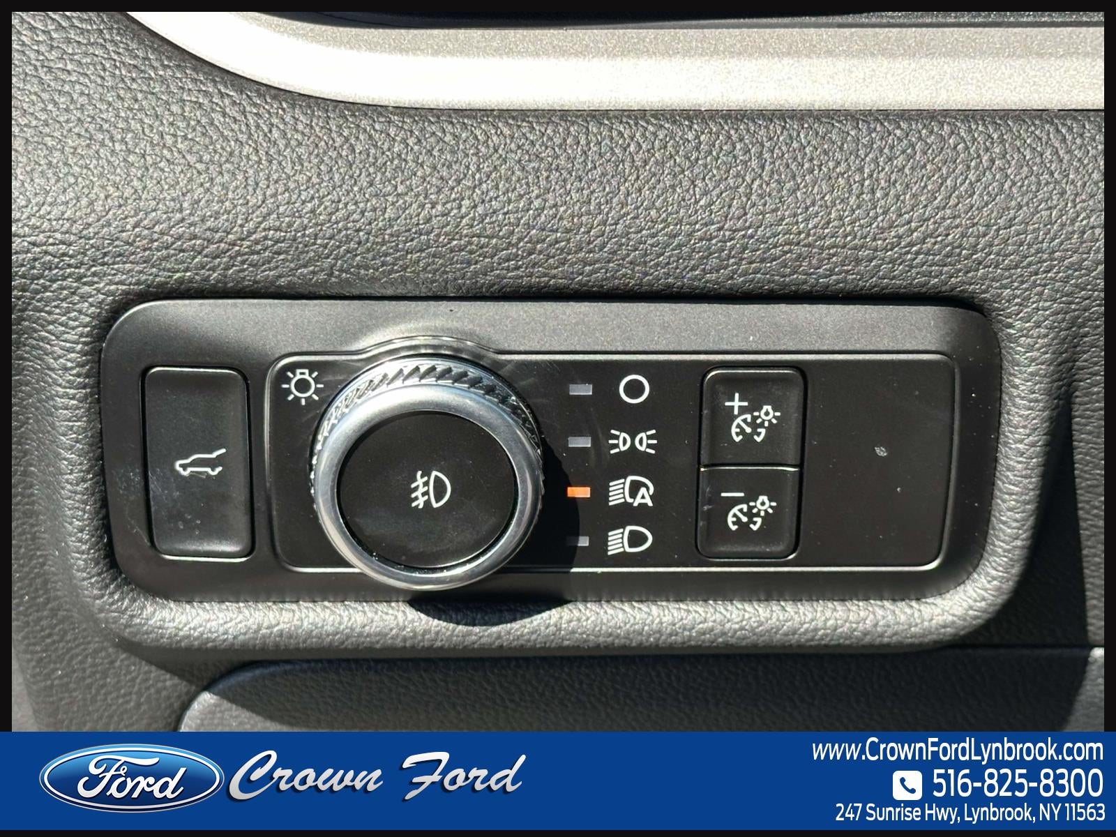 2023 Ford Explorer XLT 4WD