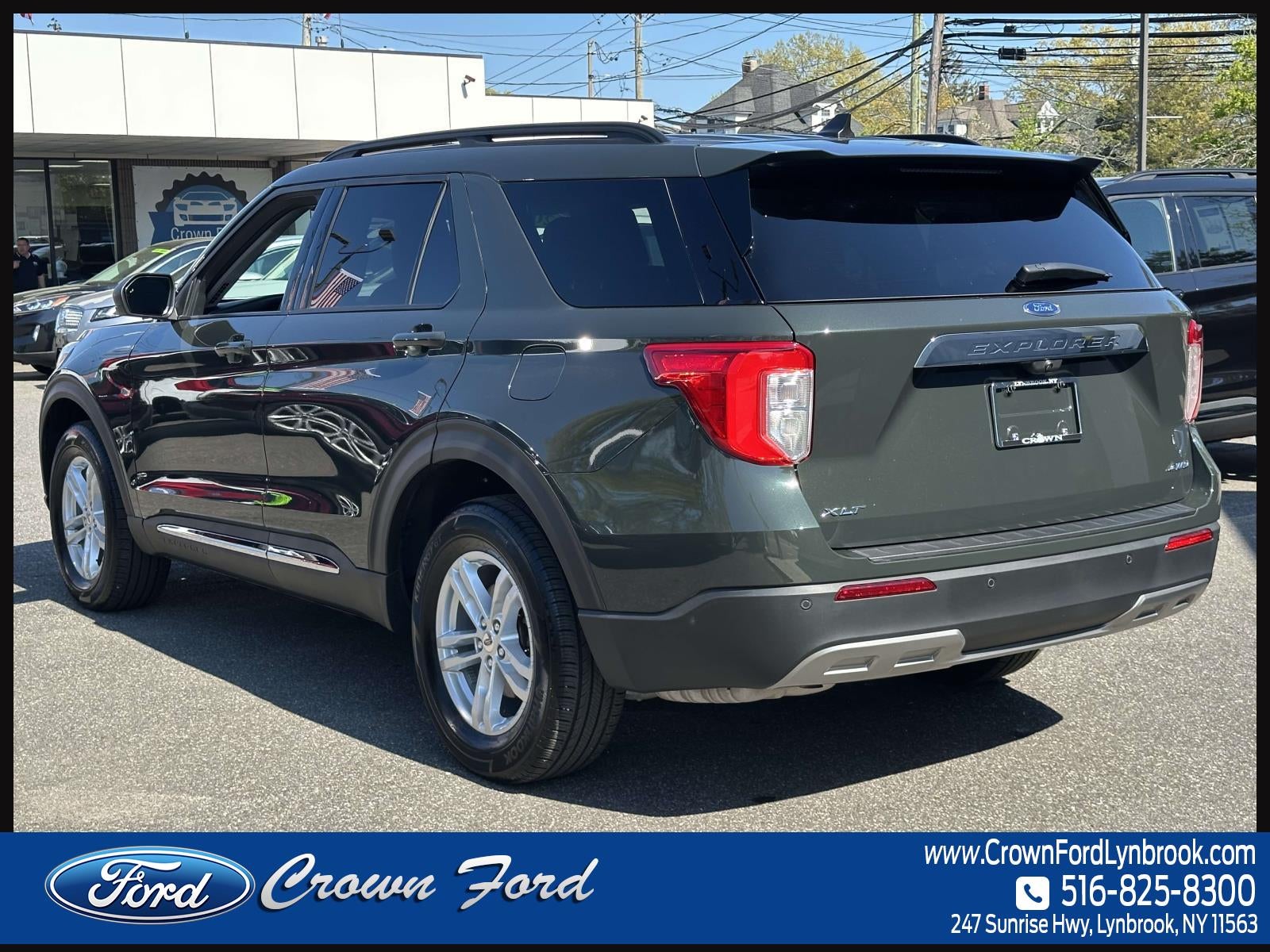 2023 Ford Explorer XLT 4WD