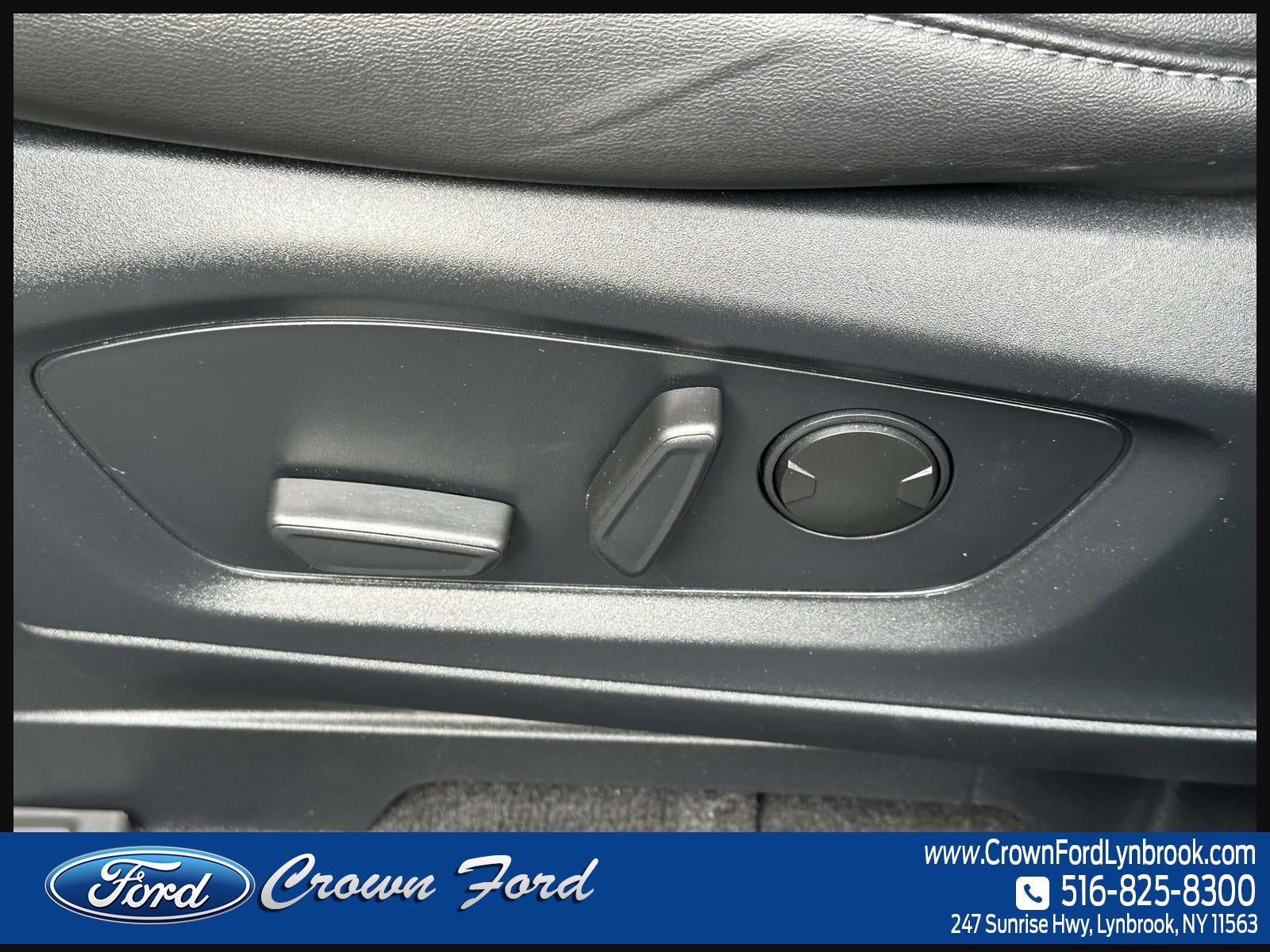2023 Ford Explorer XLT 4WD