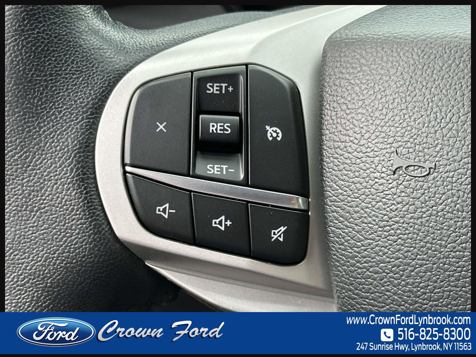 2023 Ford Explorer XLT 4WD