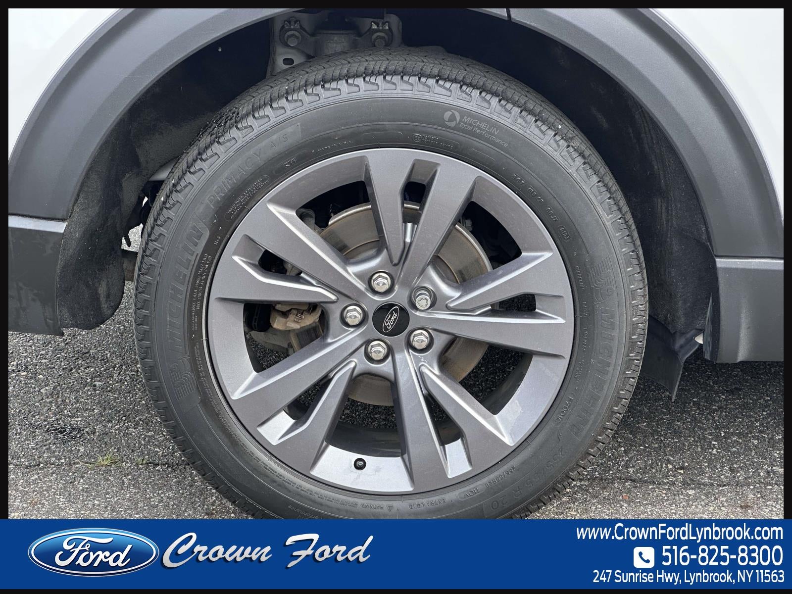2023 Ford Explorer XLT 4WD