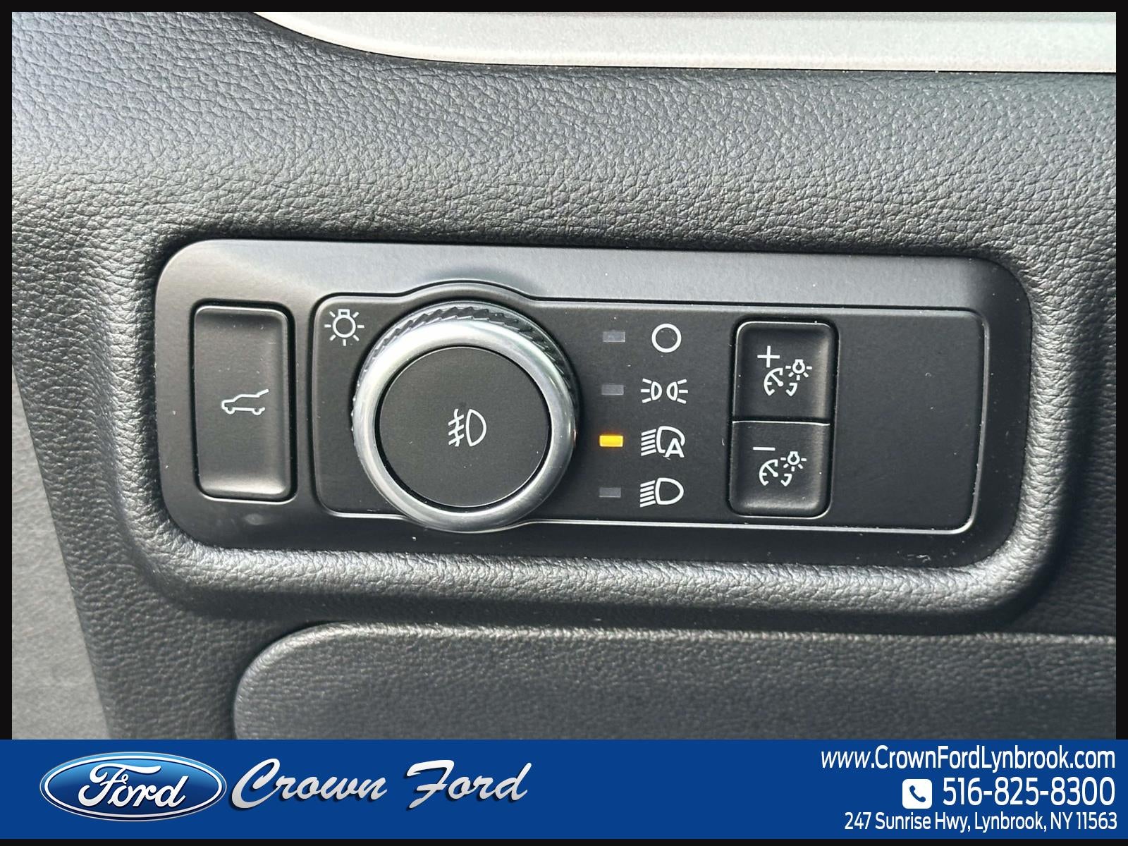 2023 Ford Explorer XLT 4WD