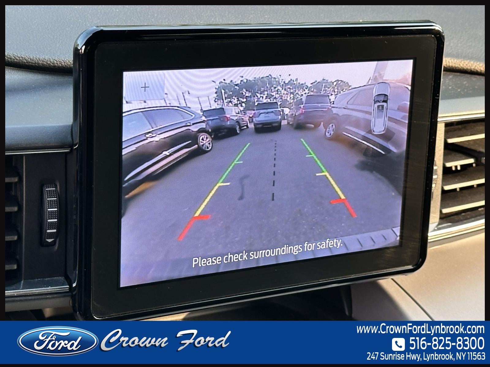 2023 Ford Explorer XLT 4WD