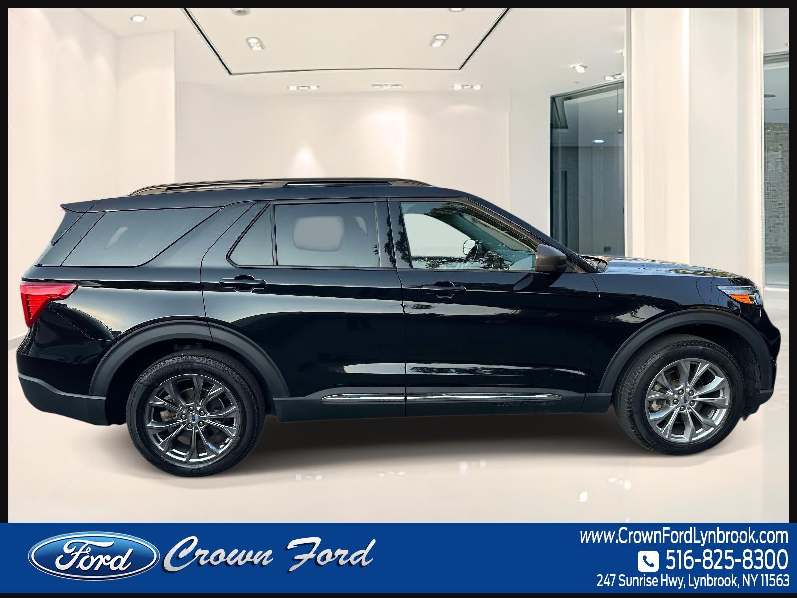 2023 Ford Explorer XLT 4WD