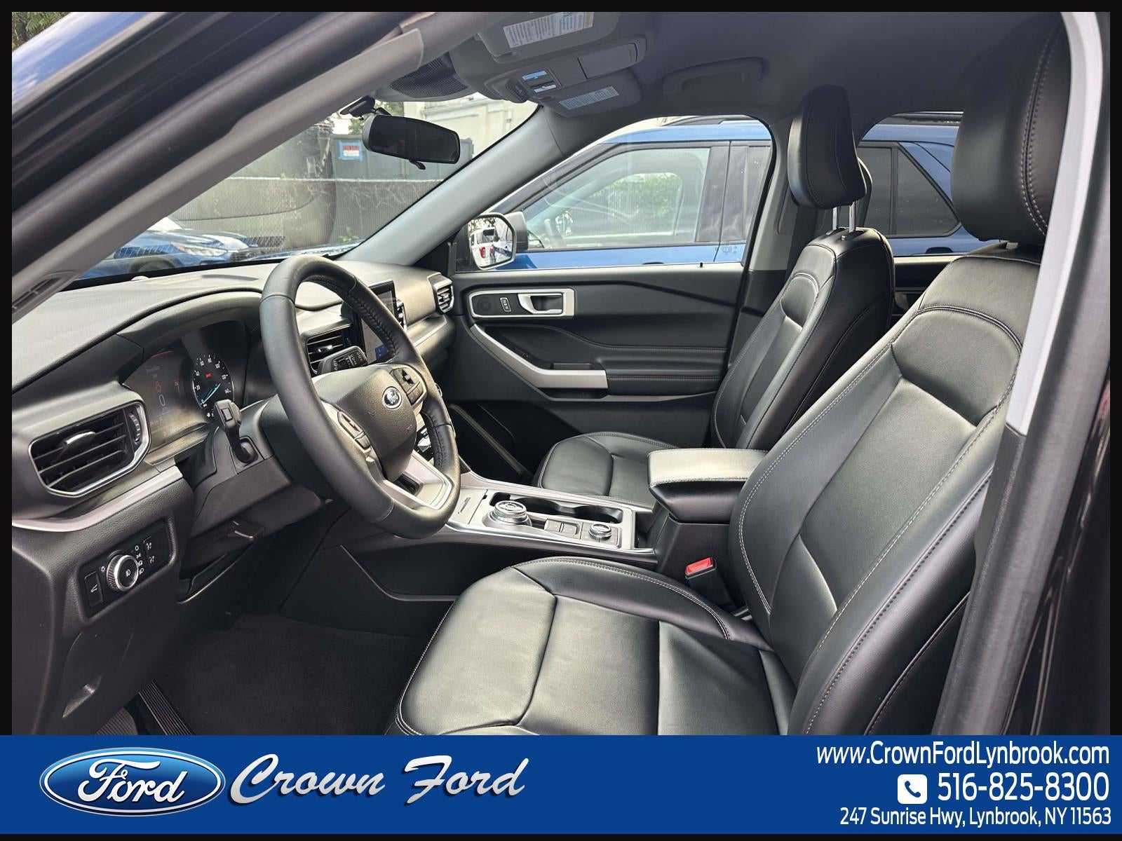 2023 Ford Explorer XLT 4WD