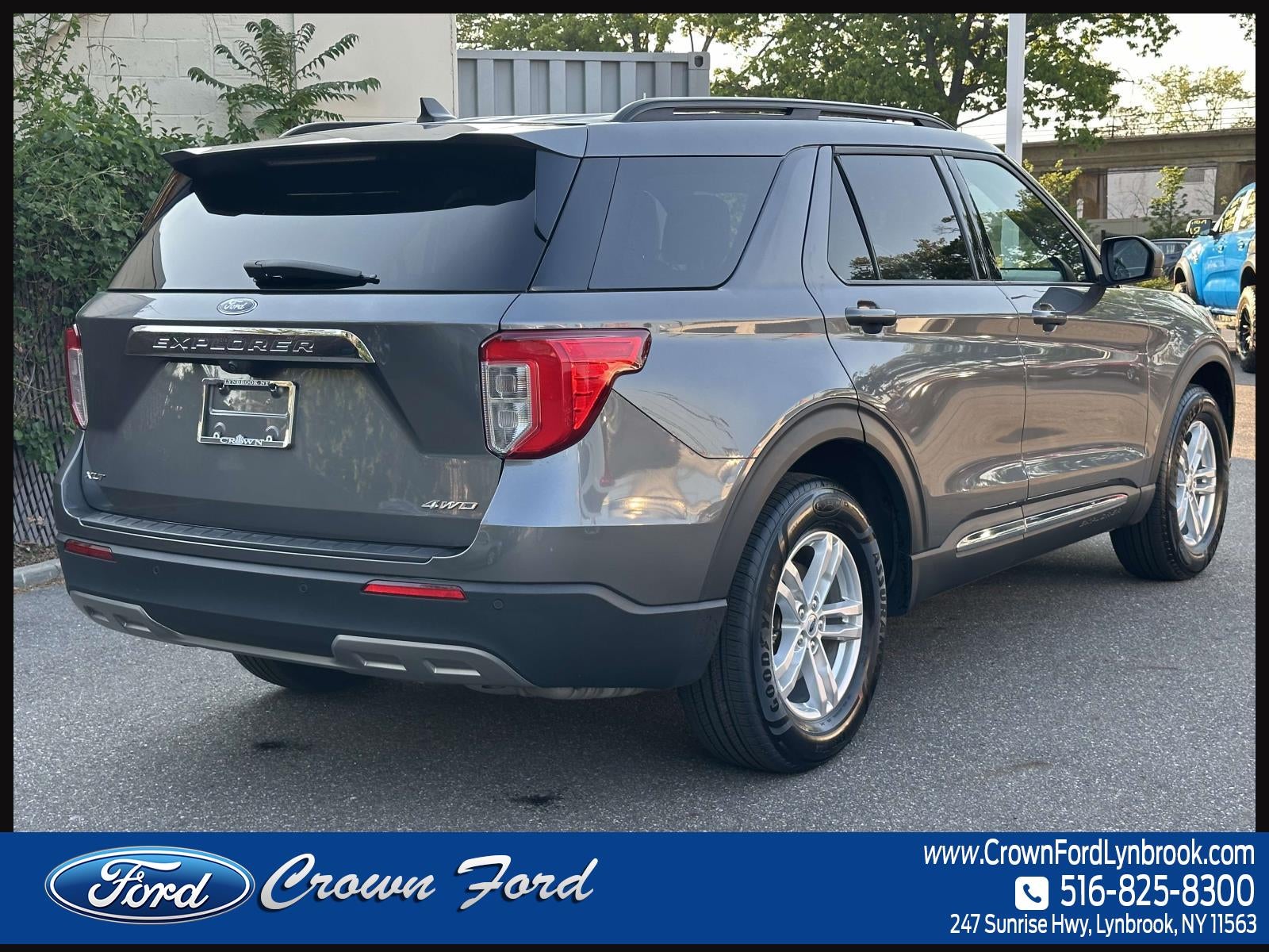 2022 Ford Explorer XLT 4WD