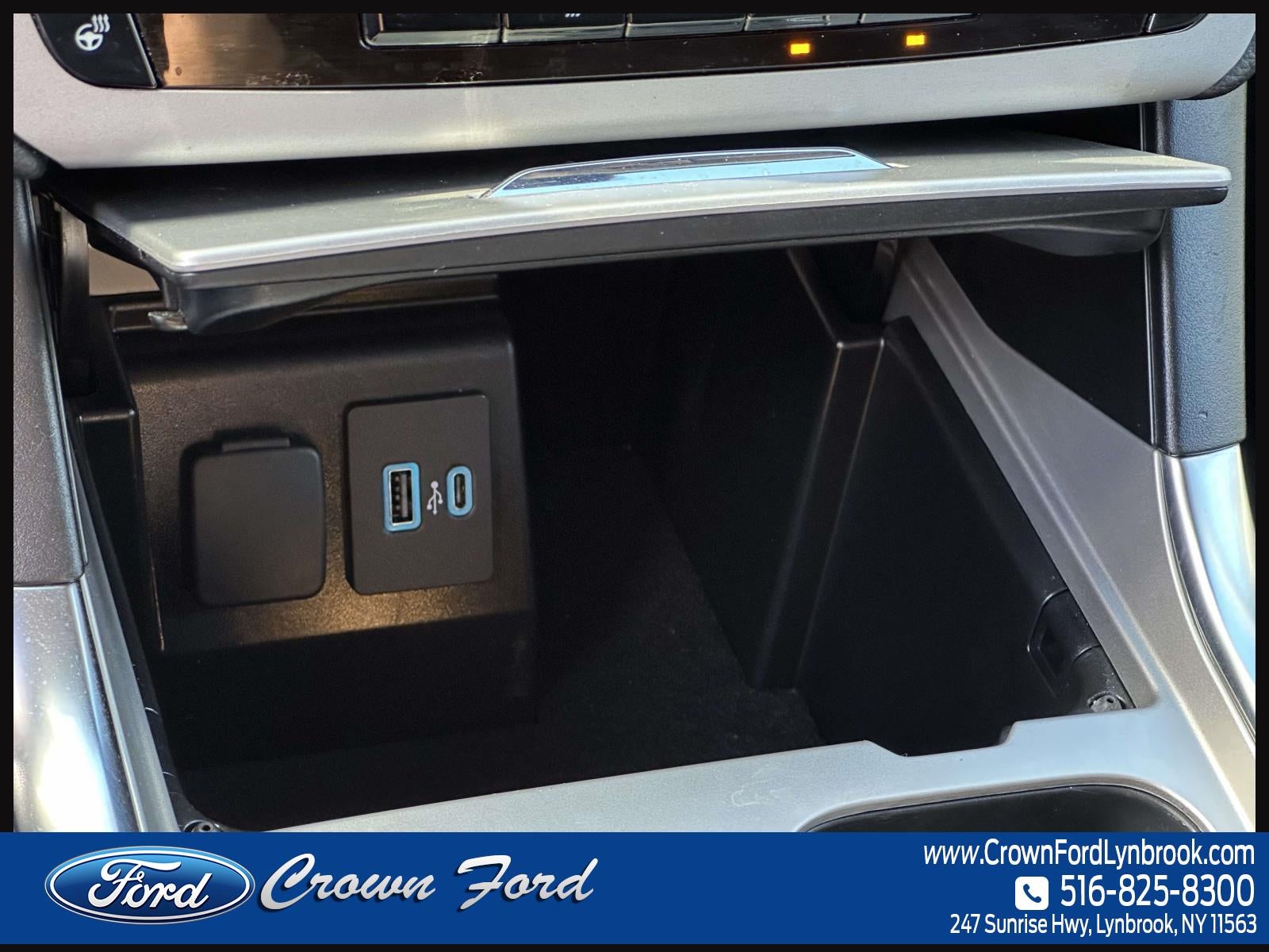 2024 Ford Explorer XLT 4WD