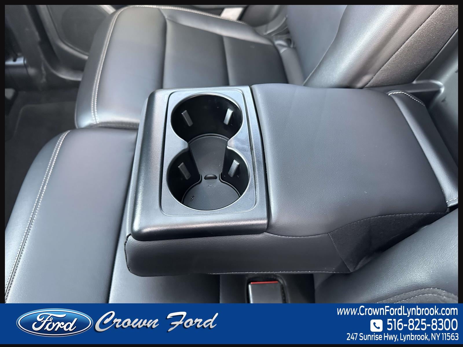 2022 Ford Explorer XLT 4WD