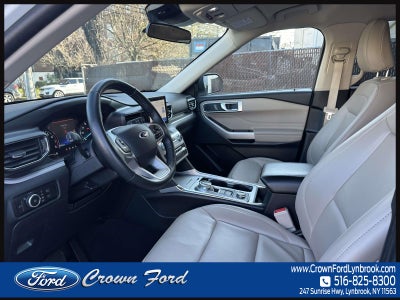 2023 Ford Explorer XLT 4WD