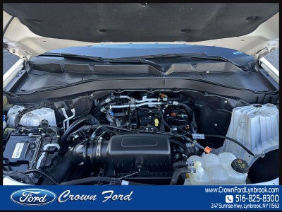 2023 Ford Explorer XLT 4WD