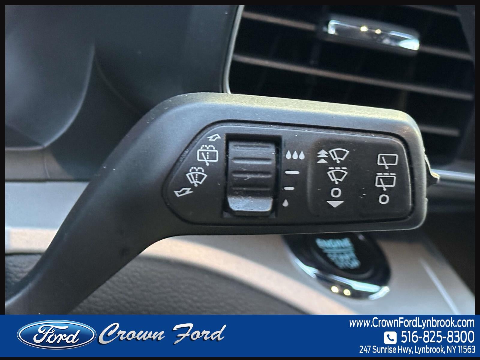 2022 Ford Explorer XLT 4WD