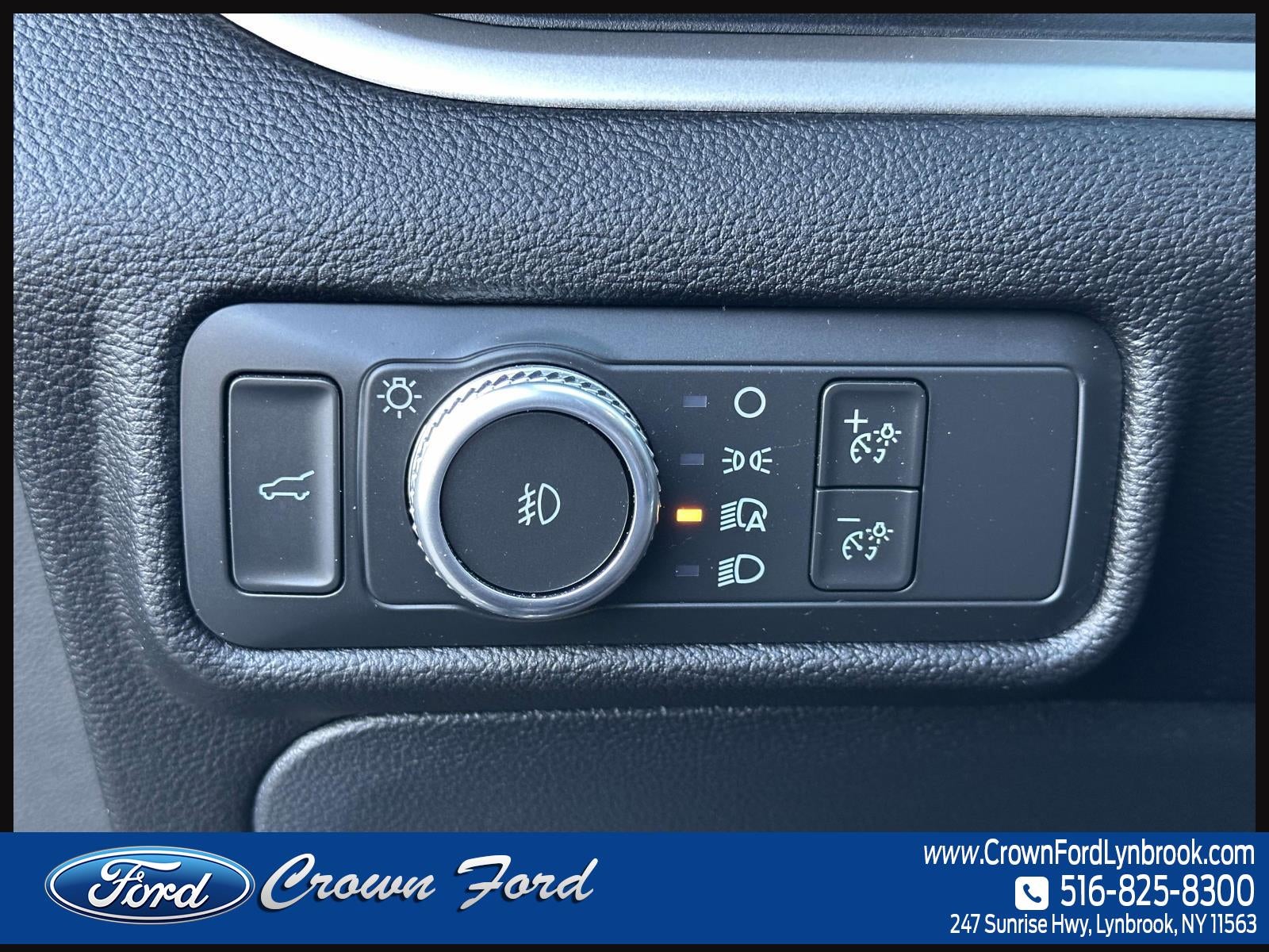 2022 Ford Explorer XLT 4WD