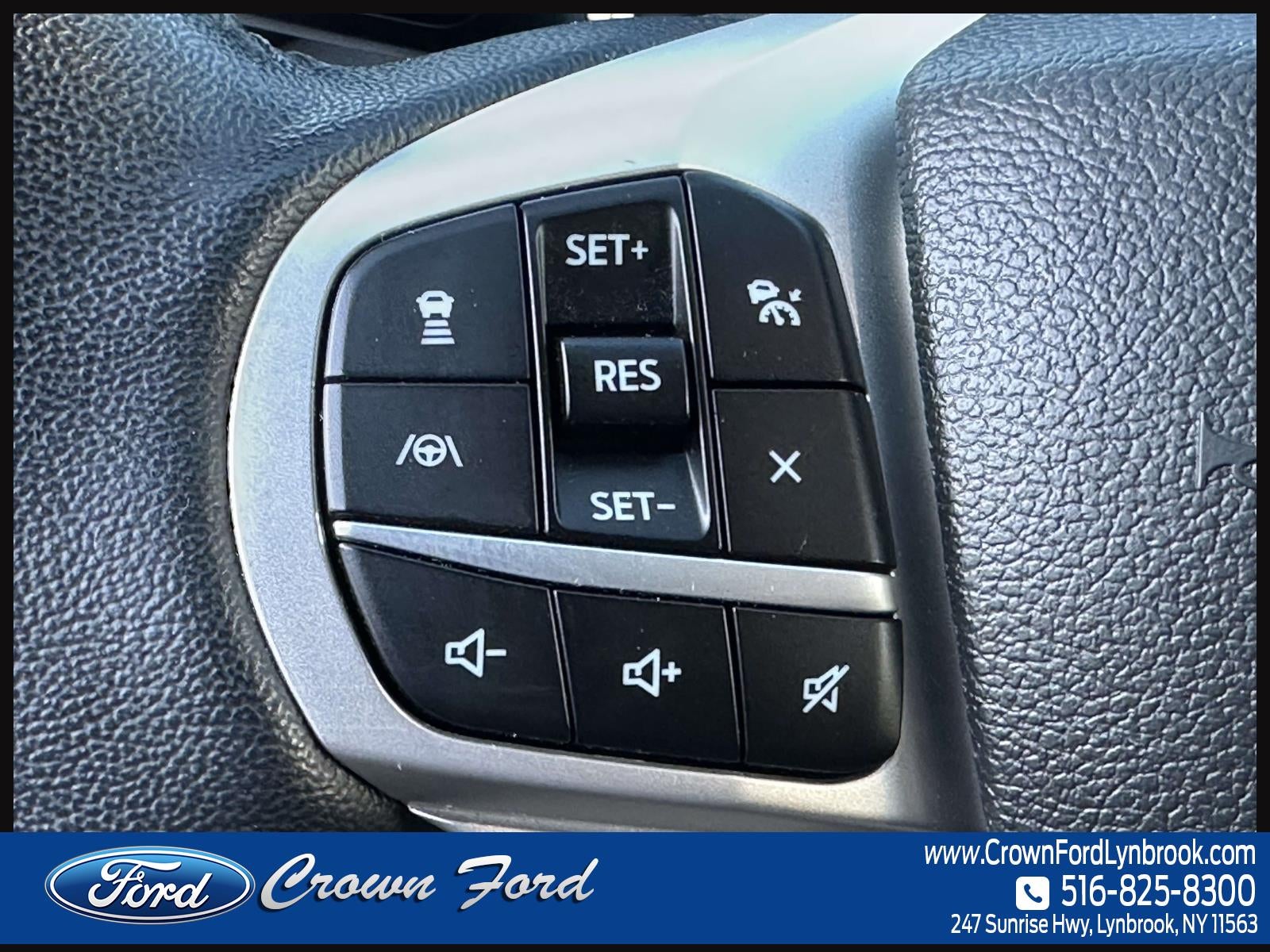 2022 Ford Explorer XLT 4WD