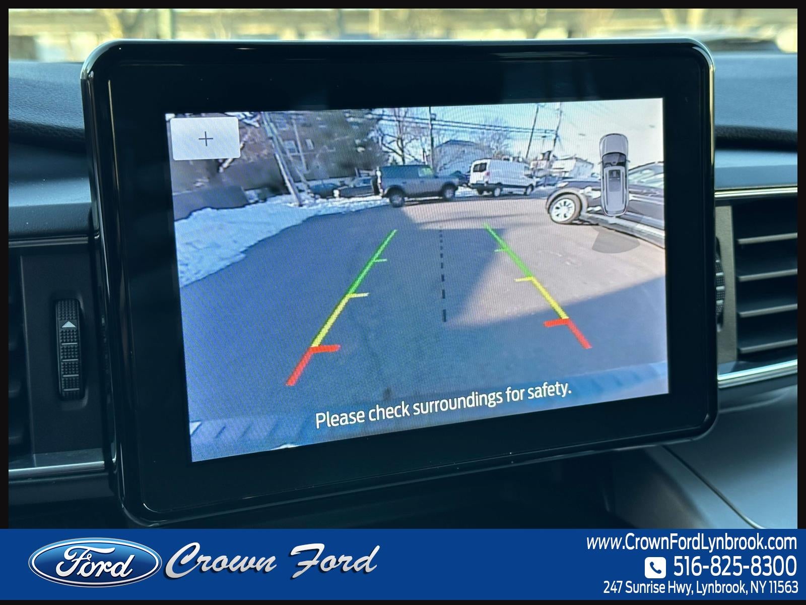 2022 Ford Explorer XLT 4WD