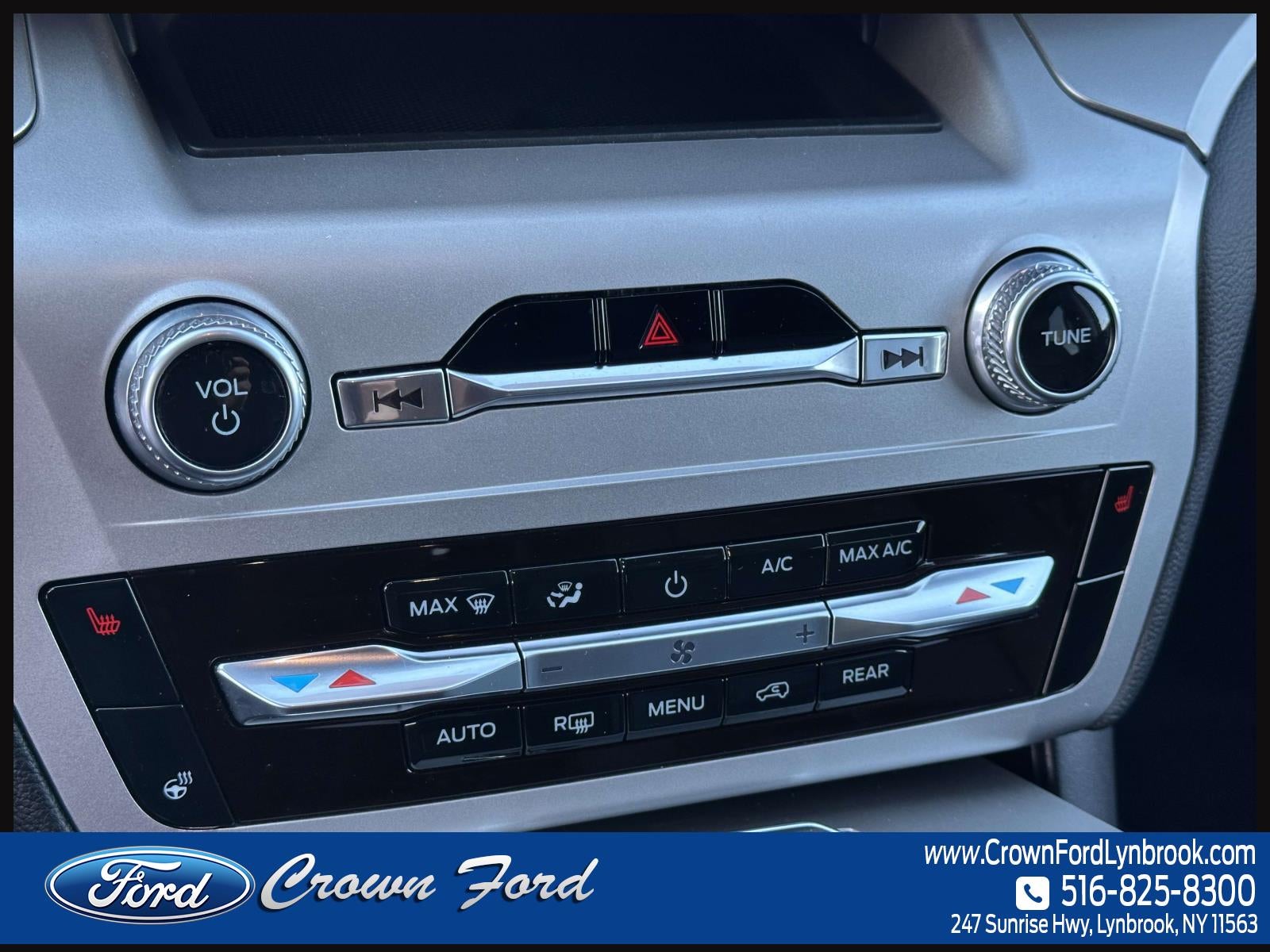 2022 Ford Explorer XLT 4WD