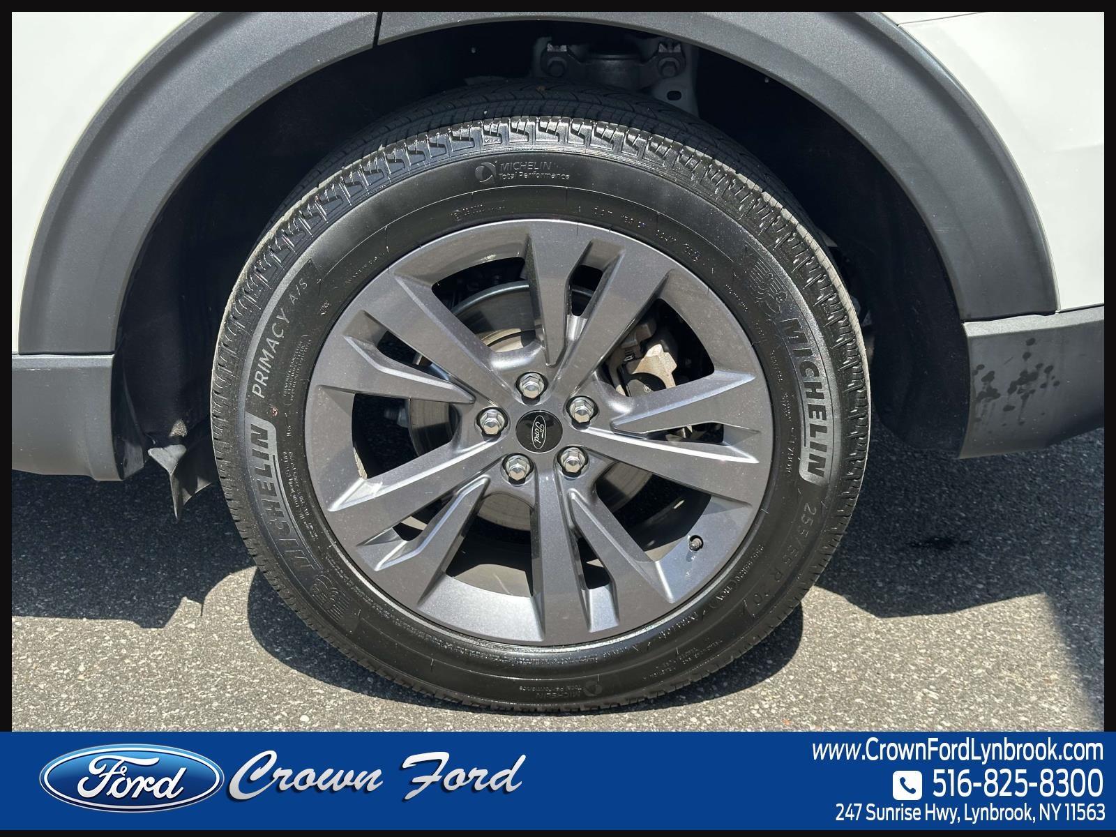 2023 Ford Explorer XLT 4WD